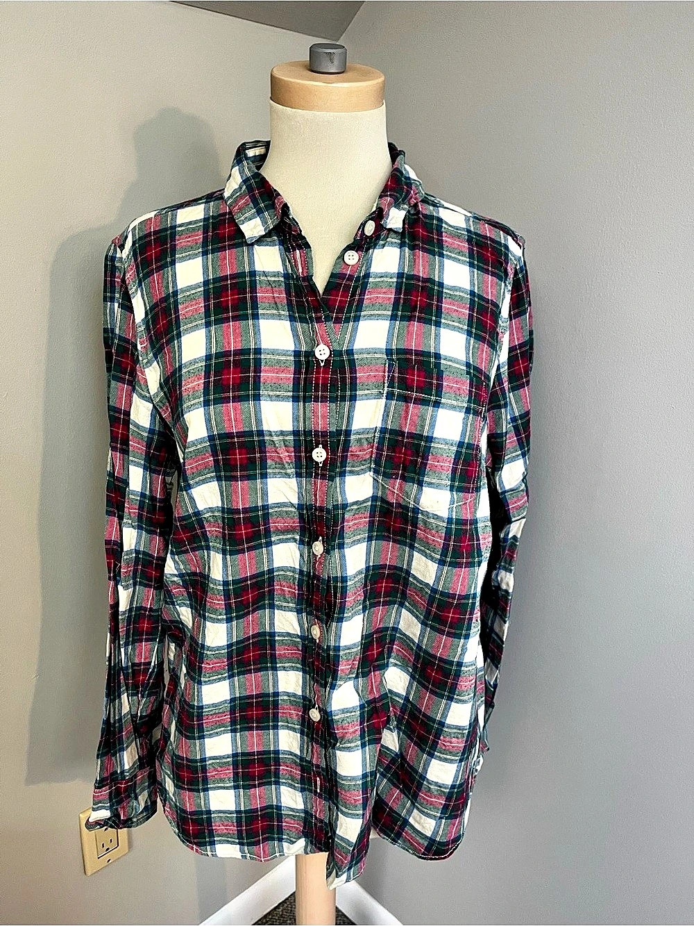 J.Crew Plaid Button Down Shirt in Multicolor Size Medium Like New